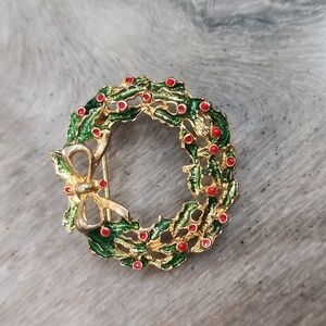 Vintage Christmas Wreath Pin Brooch with Red and Green Enamel Accents